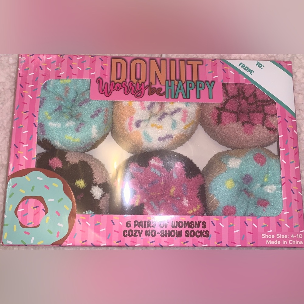 Donut Worry Be Happy No Show Socks